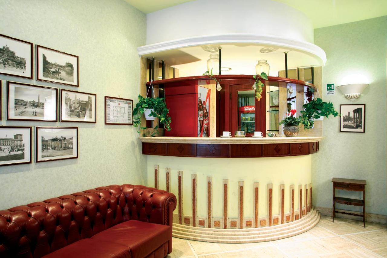Hotel Dina — Foto 3