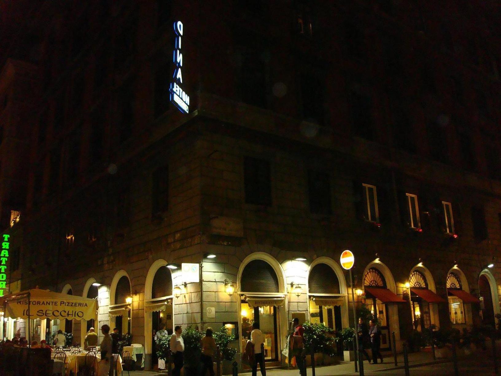 Hotel Dina — Foto 2